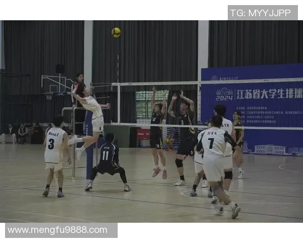 武汉排球队在奥运会上的灵活性表现引发热议展现出强大竞争力与团队协作精神 武汉排球队在奥运会上的灵活性表现引发热议展现出强大竞争力与团队协作精神